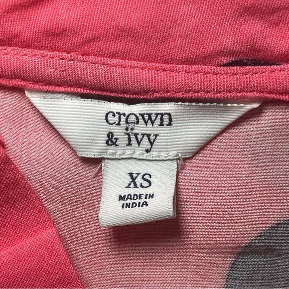 Crown & Ivy Coral Black Polka Dot V-Neck Top XS Ruffle Neck Business Casual EUC - Picture 5 of 9